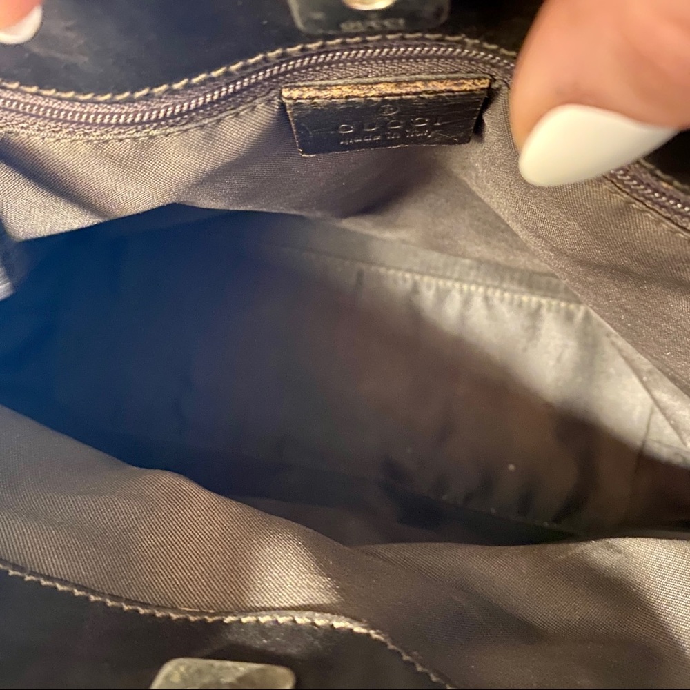 SOLD Authentic Gucci Monogram Hand Bag - Picture 12 of 14